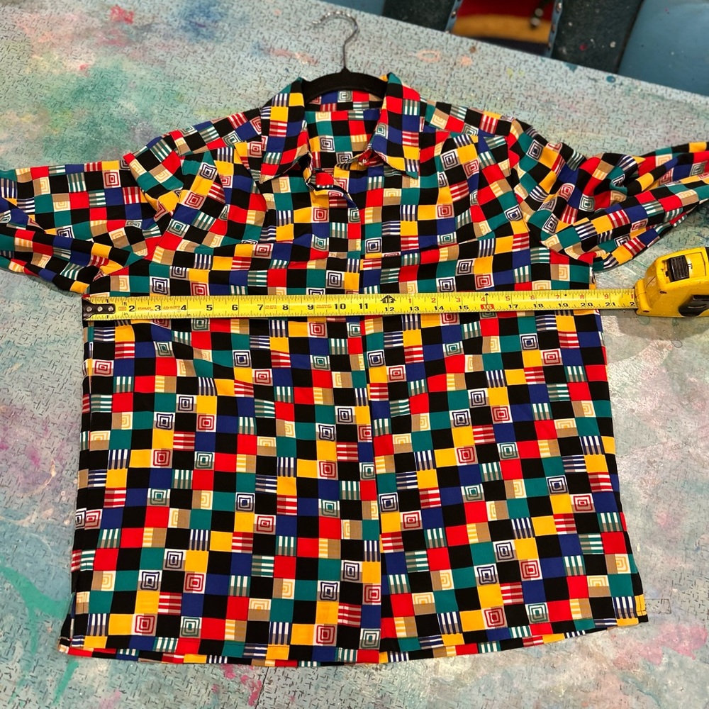Vintage Geometric Blouse - Picture 12 of 13